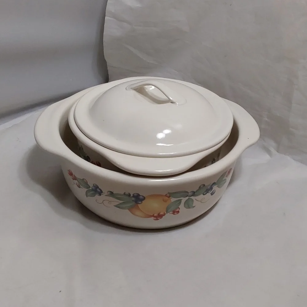 Corelle CORDINATES VINTAGE 2 STONEWARE POT‎